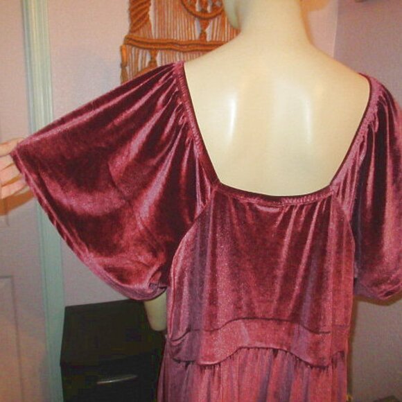 Torrid Velvet Tiered Maxi Dress Size 4X Pockets Witchy Goth Grunge Steampunk NEW - Picture 11 of 12